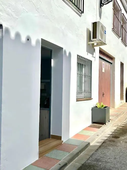 Apartamento Nuevo Y Centrico Frigiliana 0*,  Spain